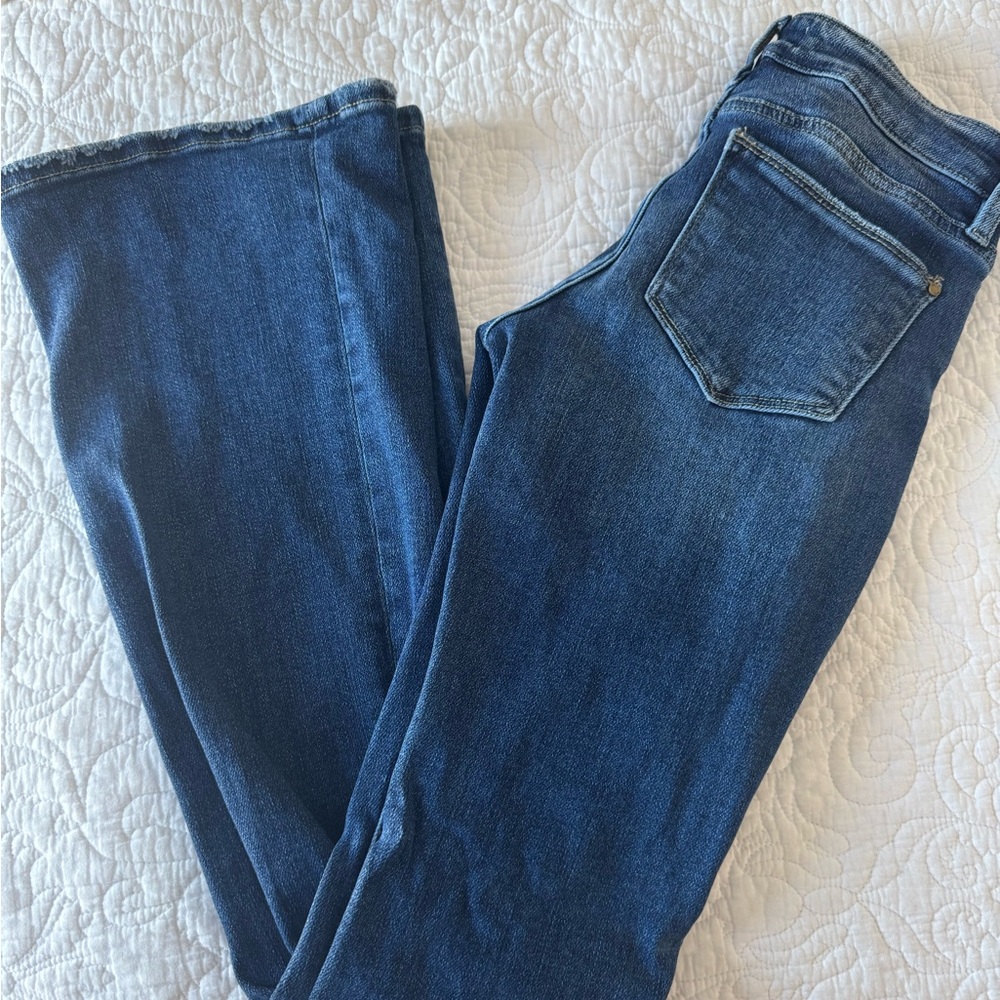 Women’s Petra 153 jeans. Size 1/24 long.